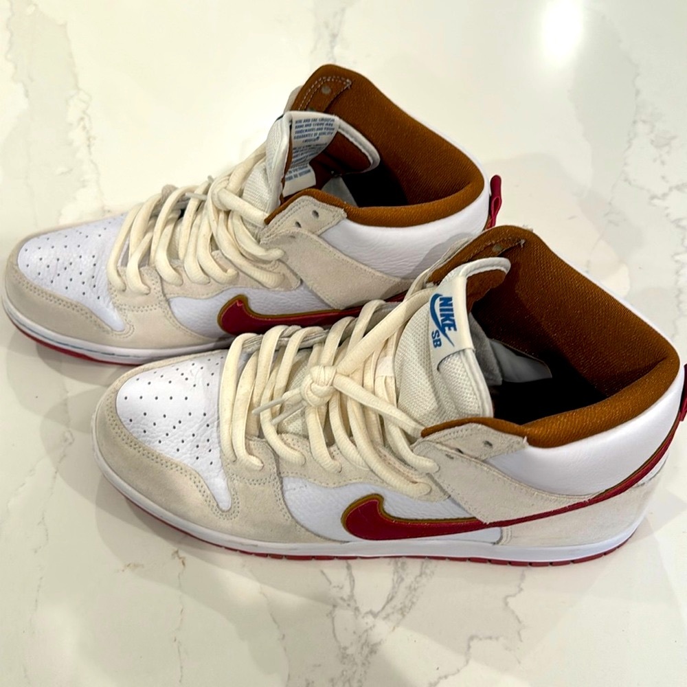 Nike SB Dunk High Phillies Blunt. Mens 11. Like New. Worn Once. Sail Crimson